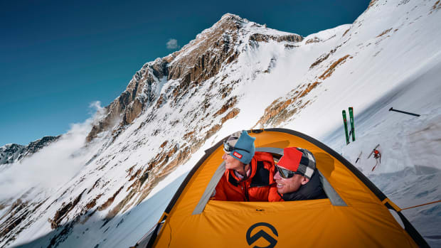 jim-morrison-hilaree-nelson-lhotse